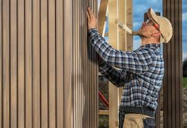 Affordable Siding Repair and Maintenance Services in Lowell, MI